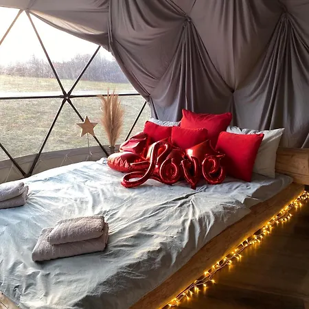 Lepiej Trafic Nie Mogliscie Роскошный шатер